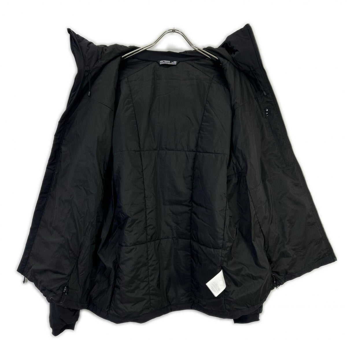 DESCENTE ALLTERRAIN Mizusawa Down Jacket Size M