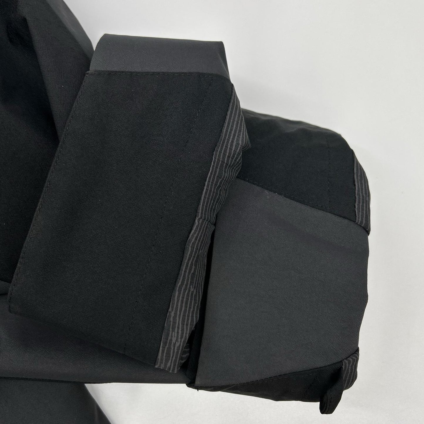 THE NORTH FACE Custom Mountain Nylon Jacket Gray