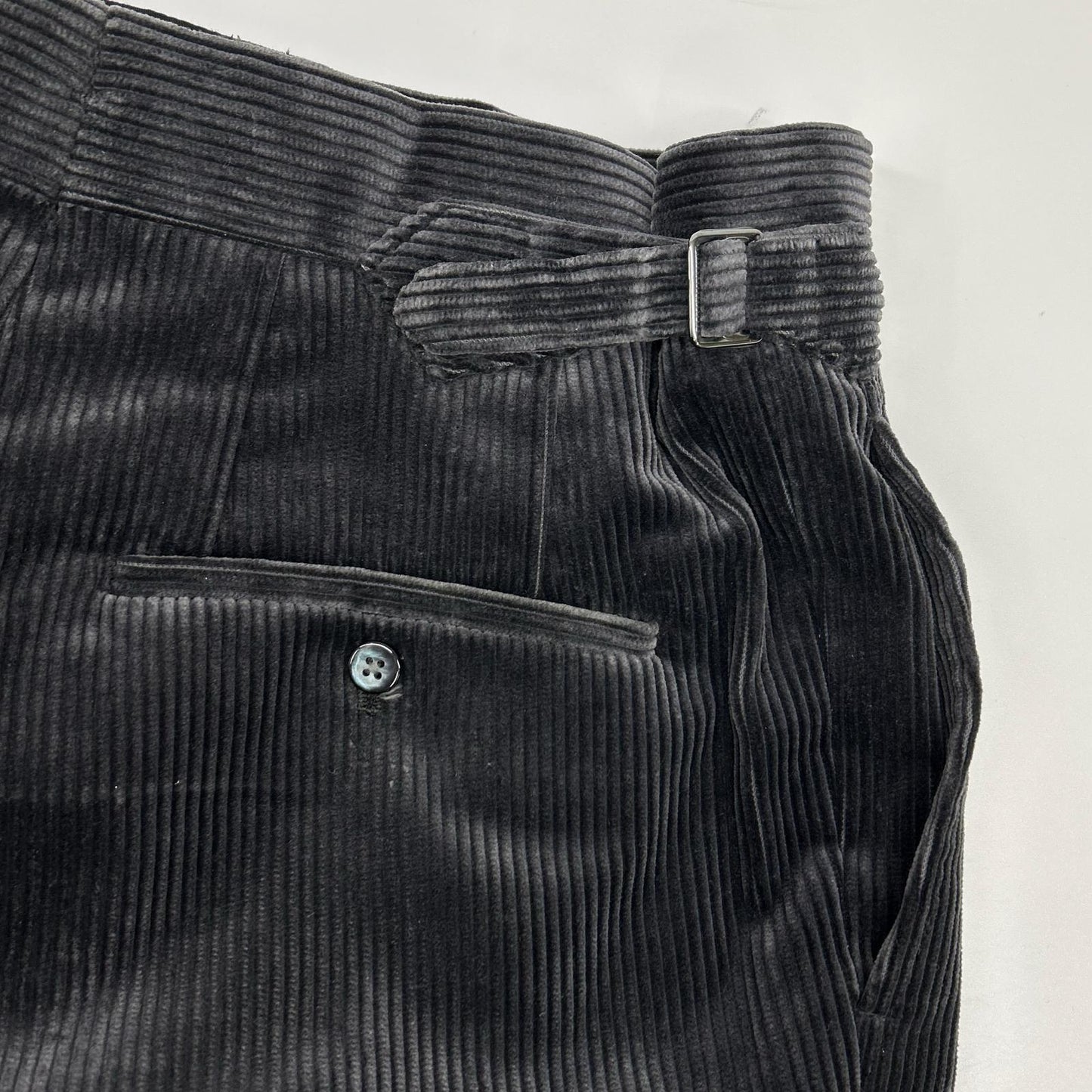 FUMIYA HIRANO 23AW Gray Corduroy Side Belt Slacks Size 36