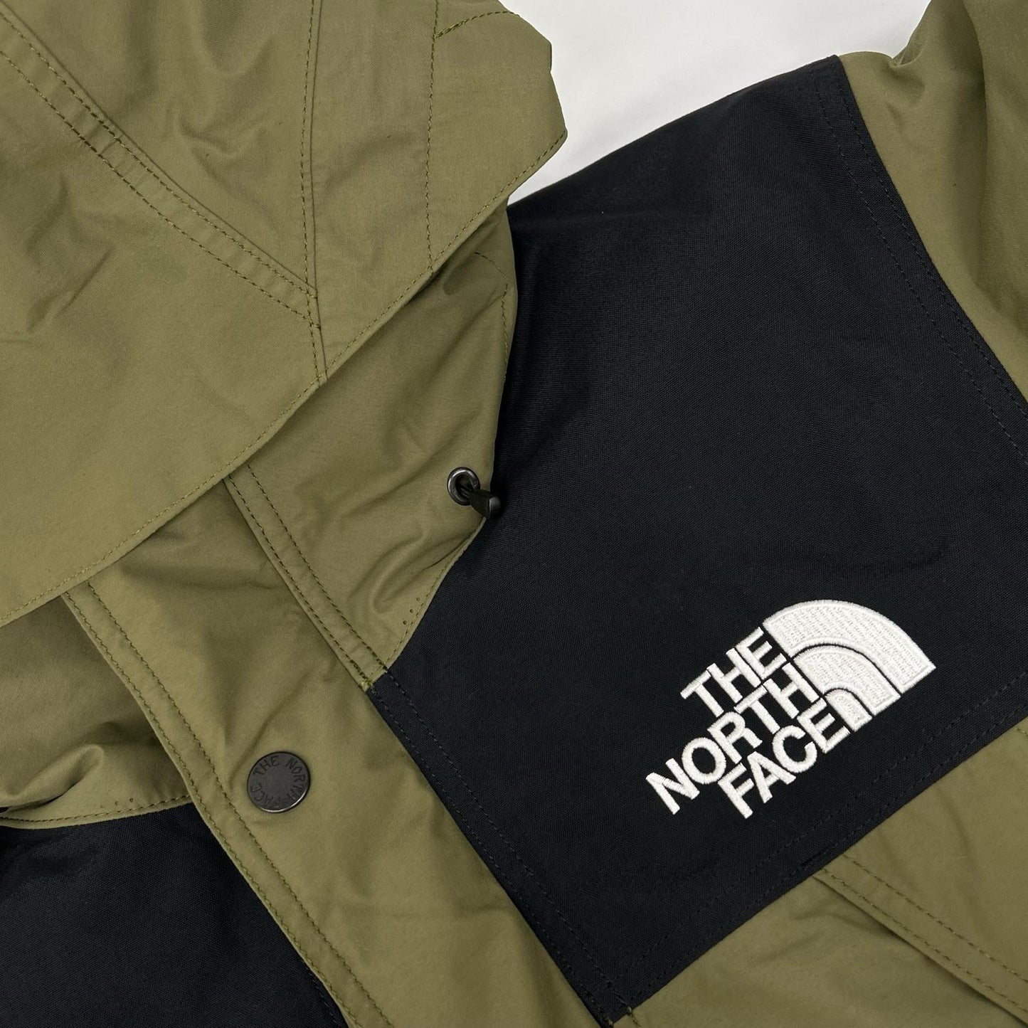THE NORTH FACE ND91737 Mountain Down Jacket Khaki Size S