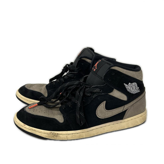 NIKE IB7110-002 Air Jordan 1 Mid SE Olive Sneakers Size 10.5