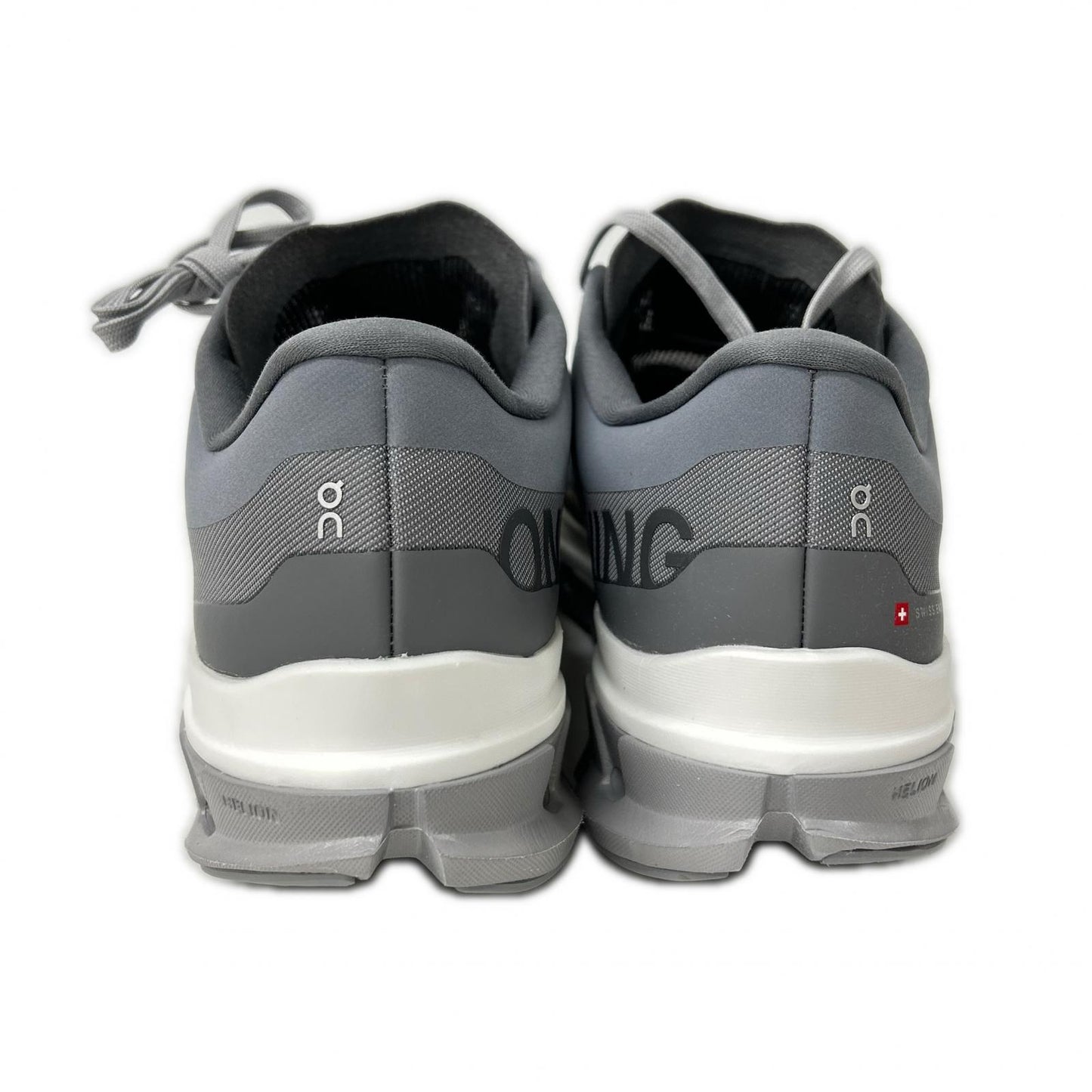 ON Cloudflow5 Running Sneakers Gray Size 26.5