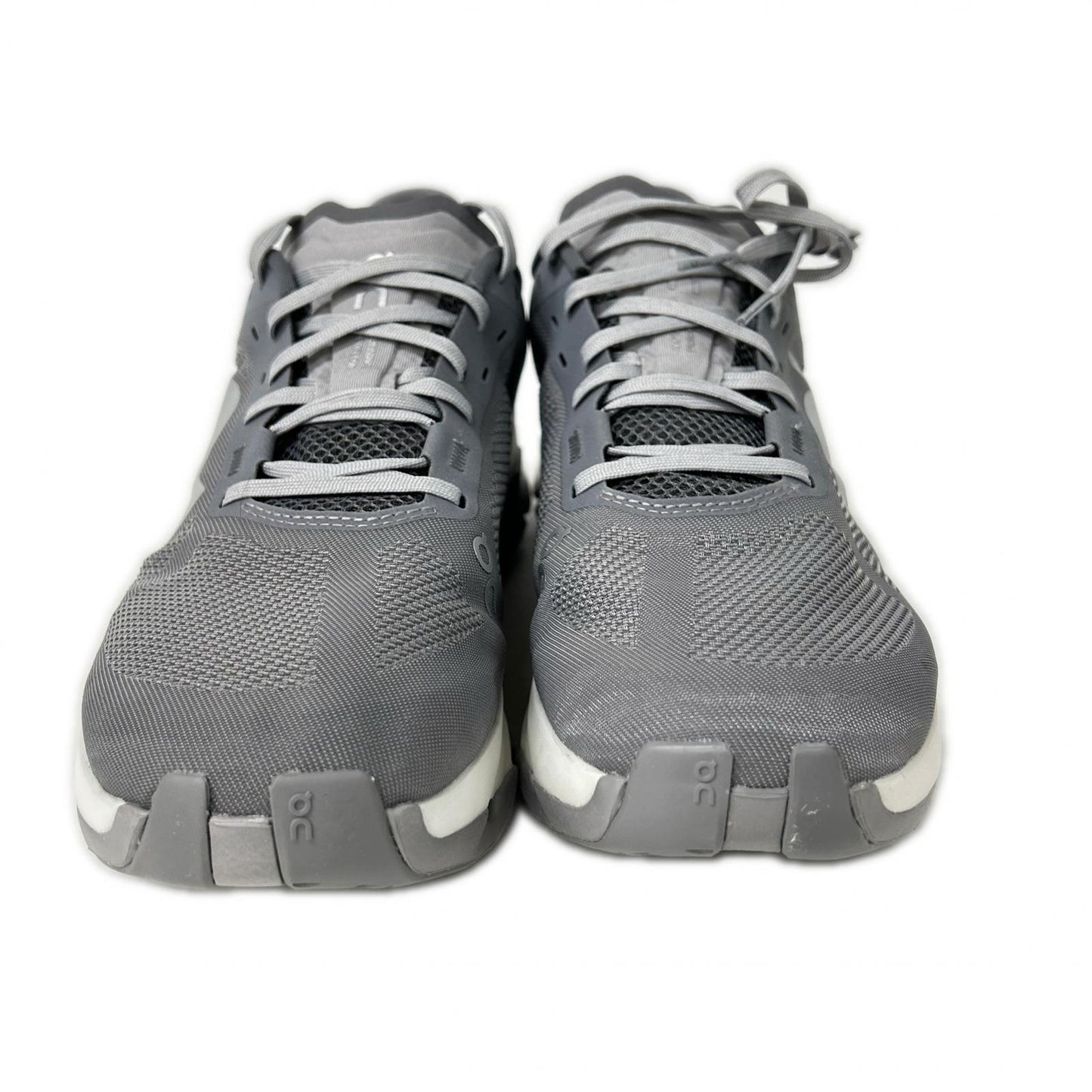 ON Cloudflow5 Running Sneakers Gray Size 26.5
