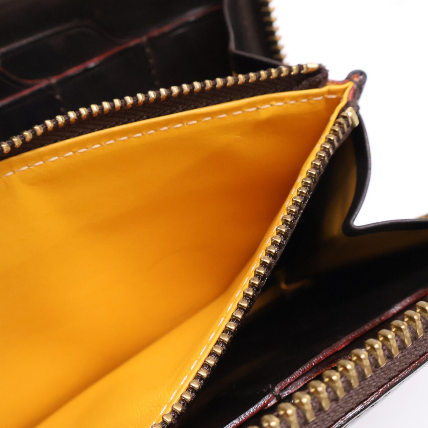 GANZO GUD2 Leather Round Zip Wallet Burgundy Size ONE SIZE