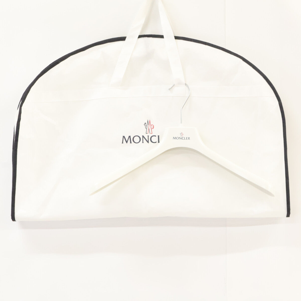 MONCLER MONTCLAR Hooded Nylon Down Jacket Black Size 5