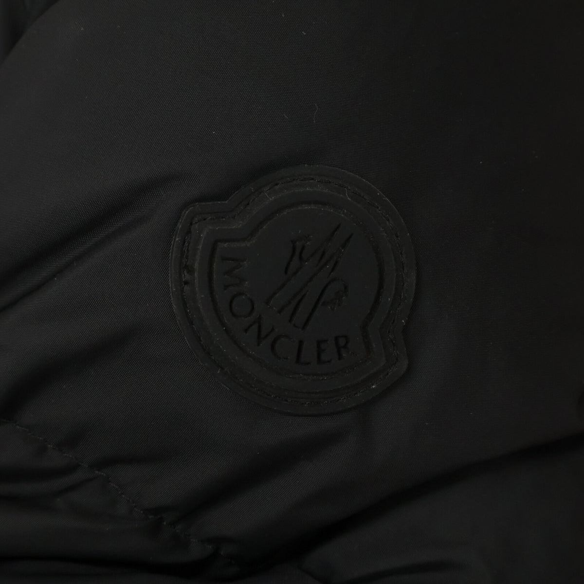 MONCLER 23' MONTCLAR Hooded Down Jacket Black Size 3