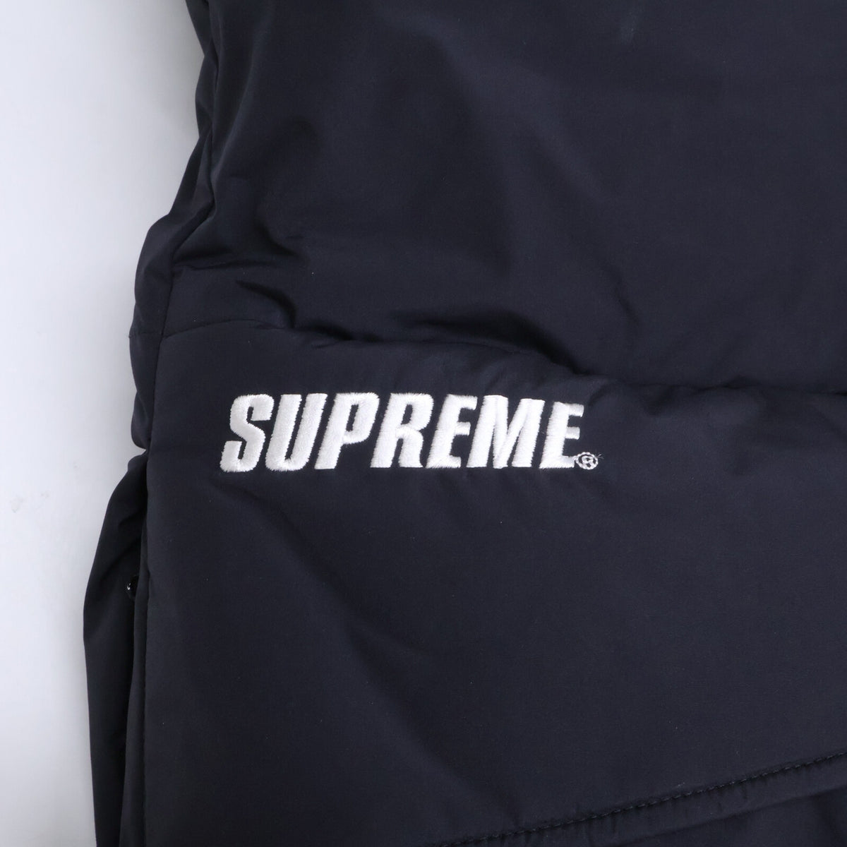 Supreme 24FW GORE-TEX 900-Fill Hooded Jacket Black Size XL