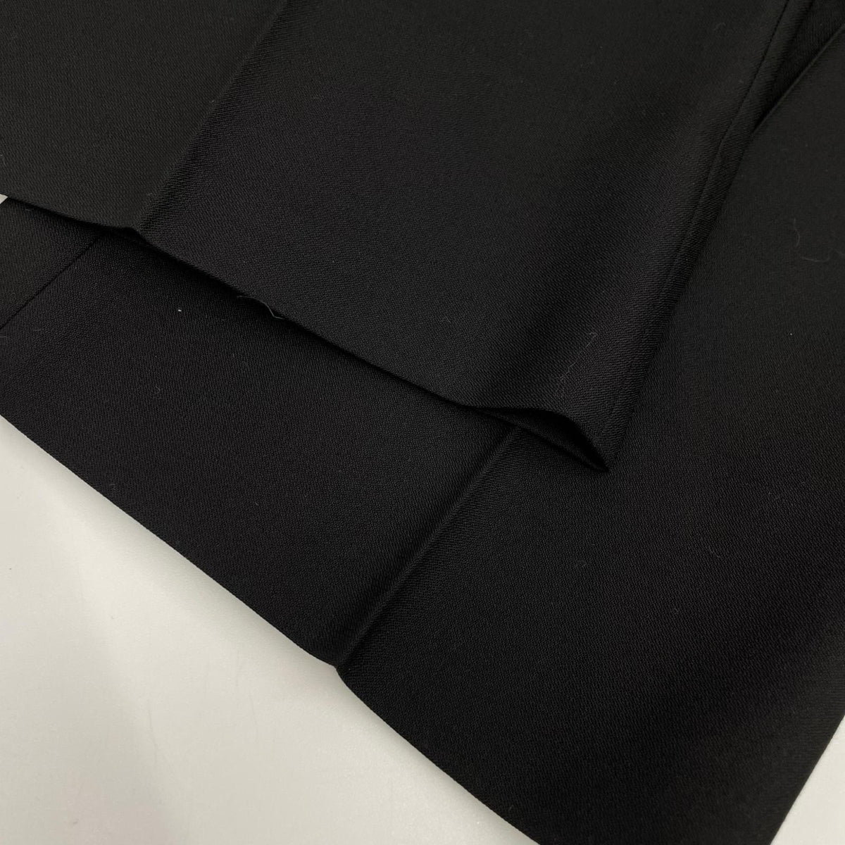 YvesSaintLaurent 2-Tuck Wool Pants Black Size 82