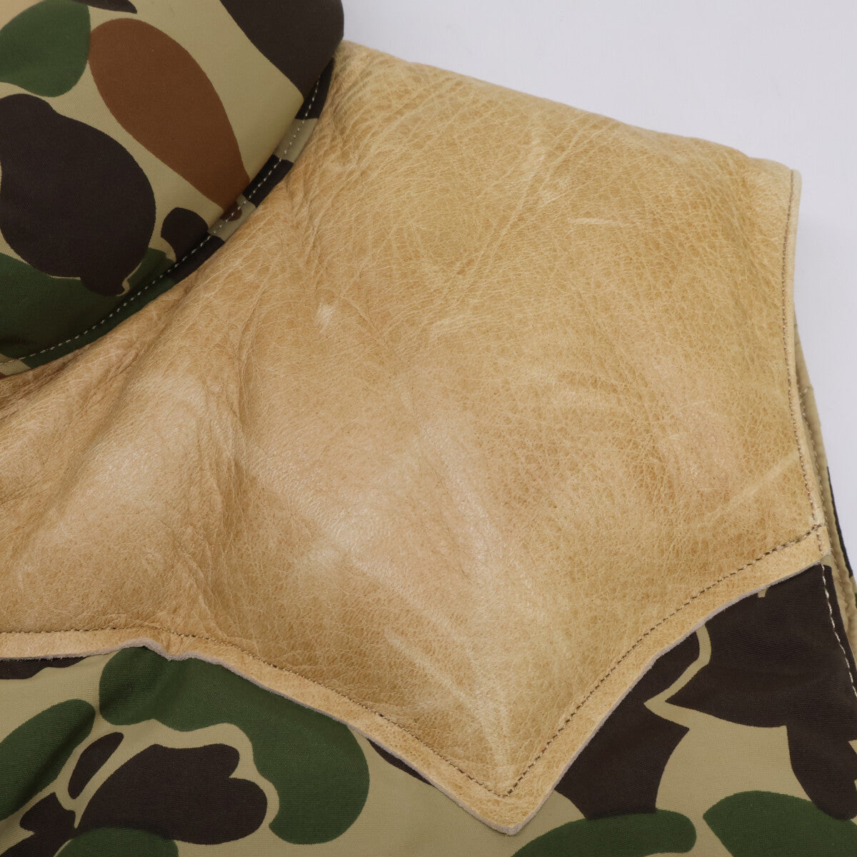 Rocky Mountain Featherbed Camouflage Down Vest Size 38