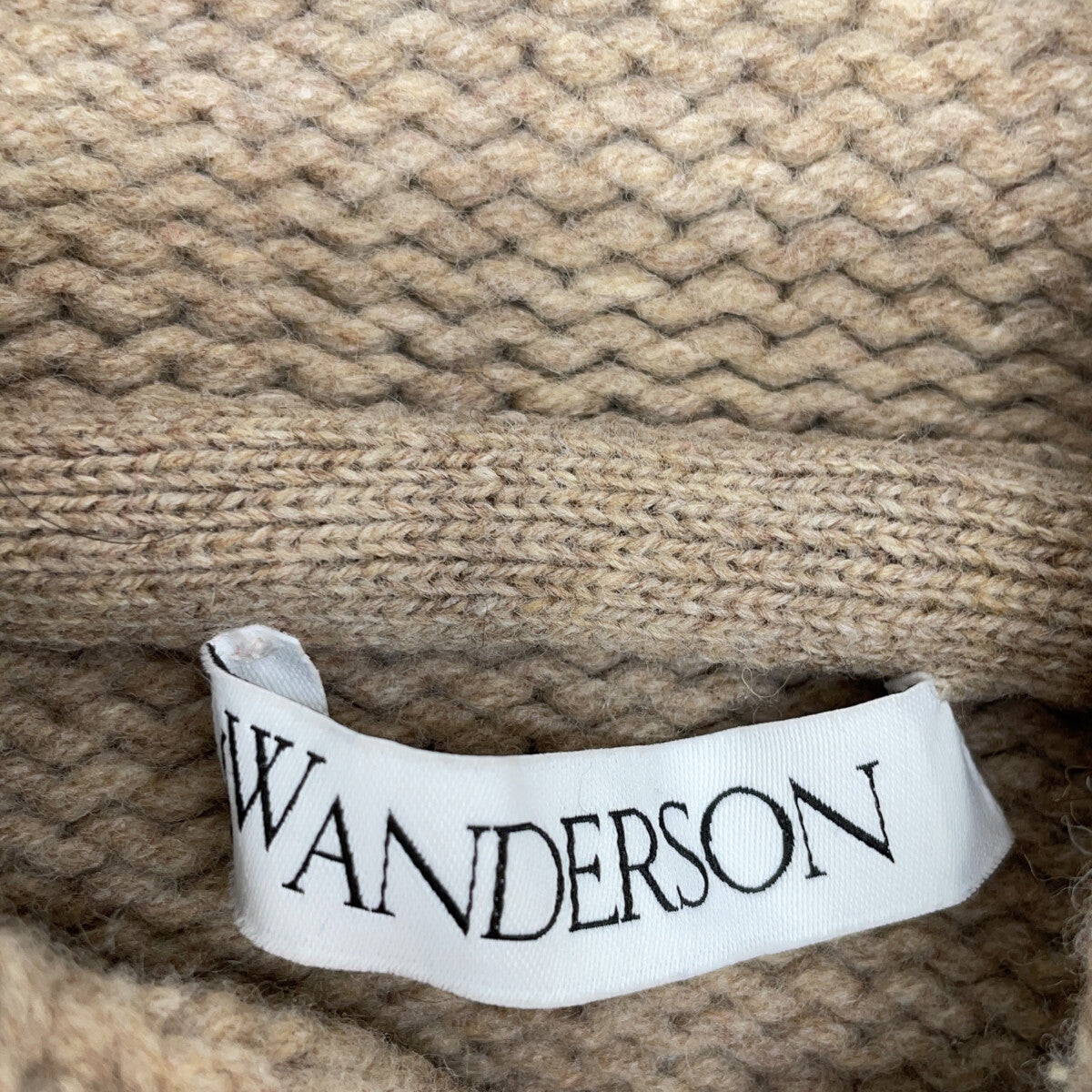 J.W.Anderson Gothic Logo Chunky Knit Hoodie Beige/Red