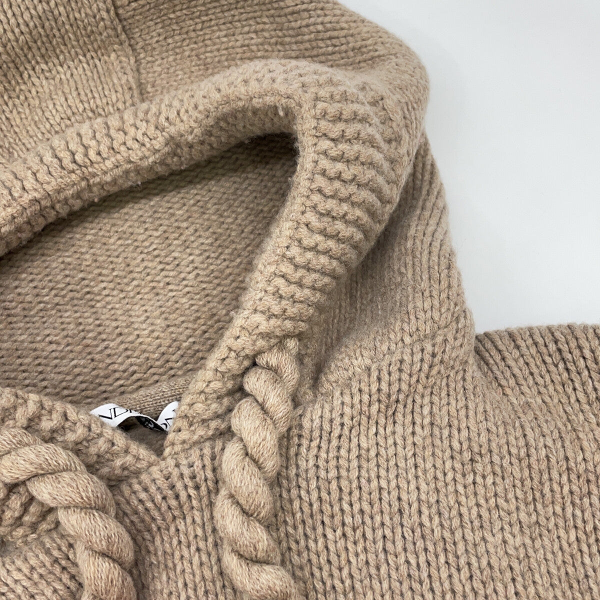J.W.Anderson Gothic Logo Chunky Knit Hoodie Beige/Red