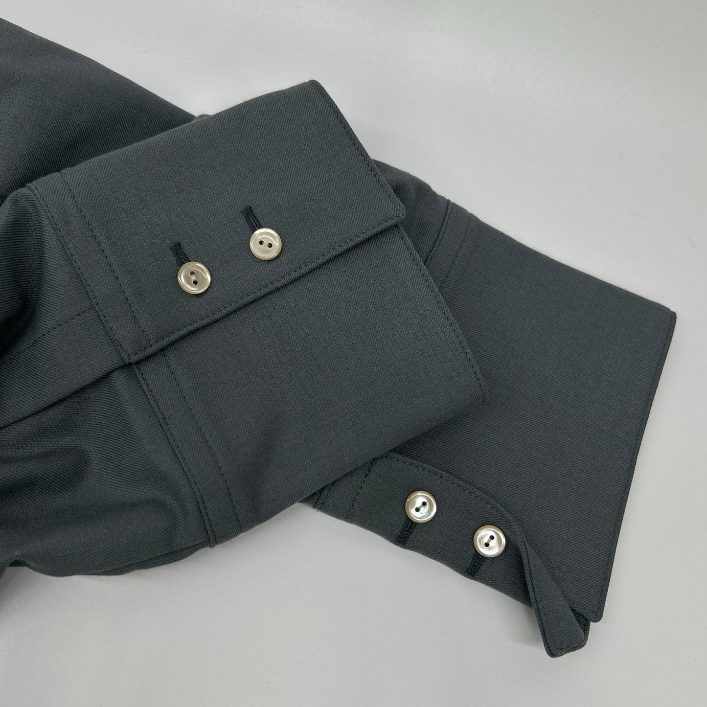 CULLNI Blue-Gray Frill Military Shirt