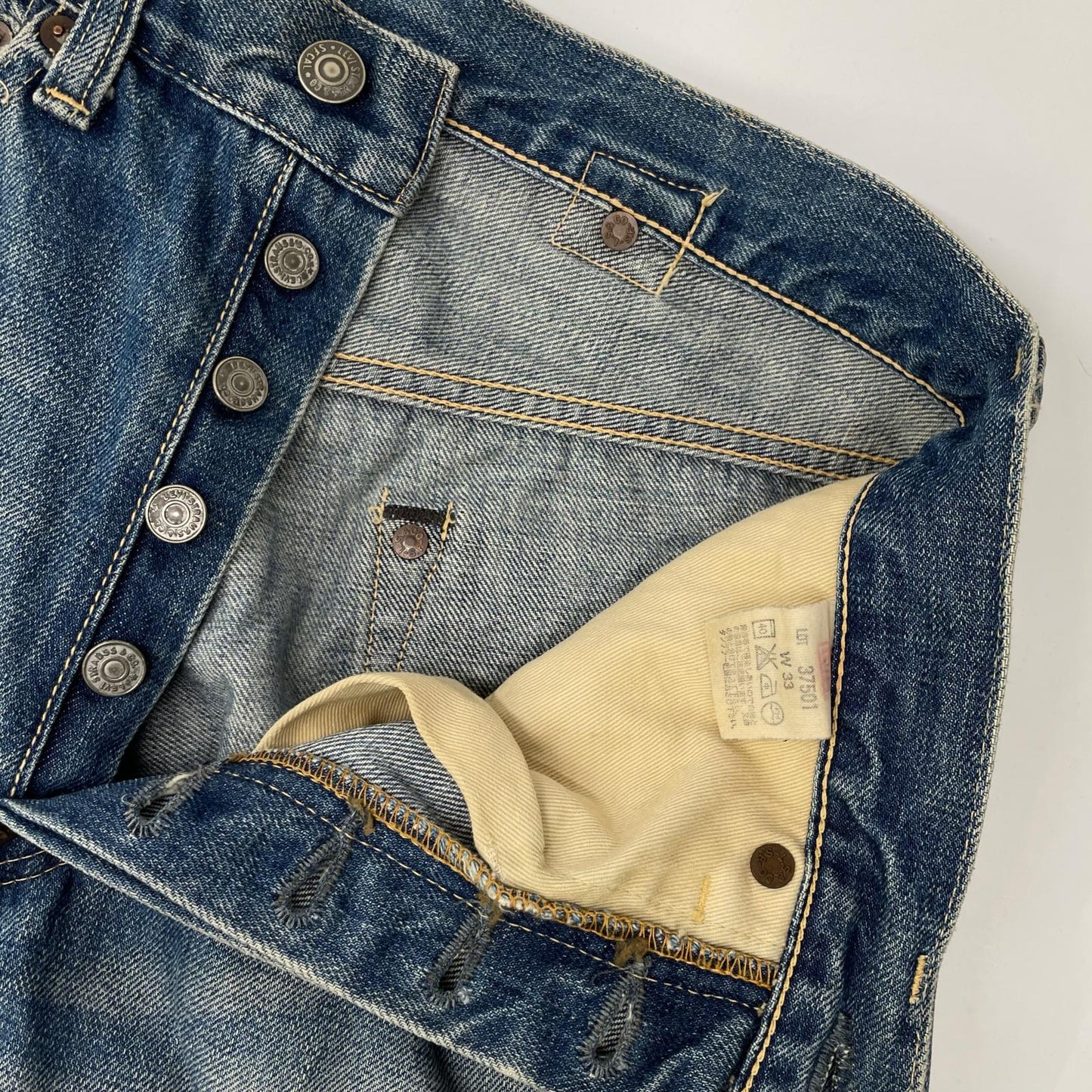 LEVI'S 37501 1937 Reissue Cinch Back Indigo Jeans Size 32