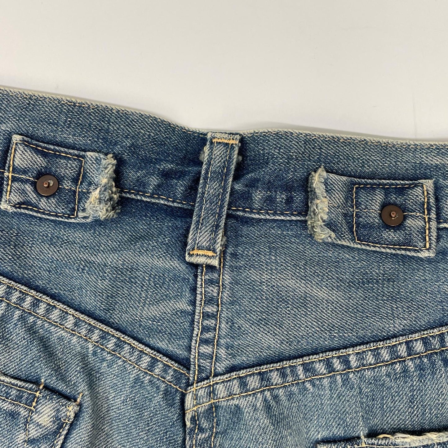LEVI'S 37501 1937 Reissue Cinch Back Indigo Jeans Size 32