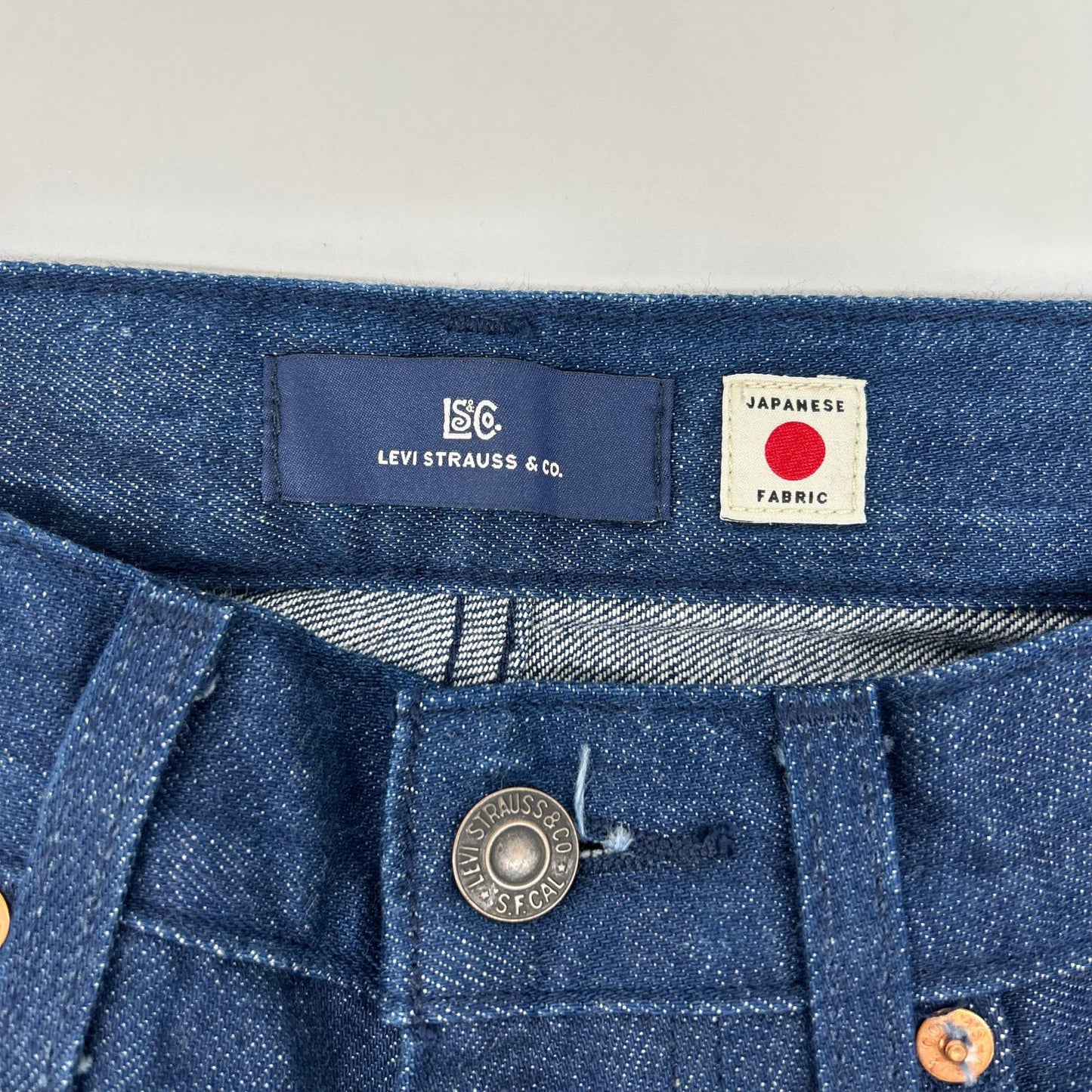 LEVI'S 505 Made in Japan Blue Tab Straight Jeans Size 29