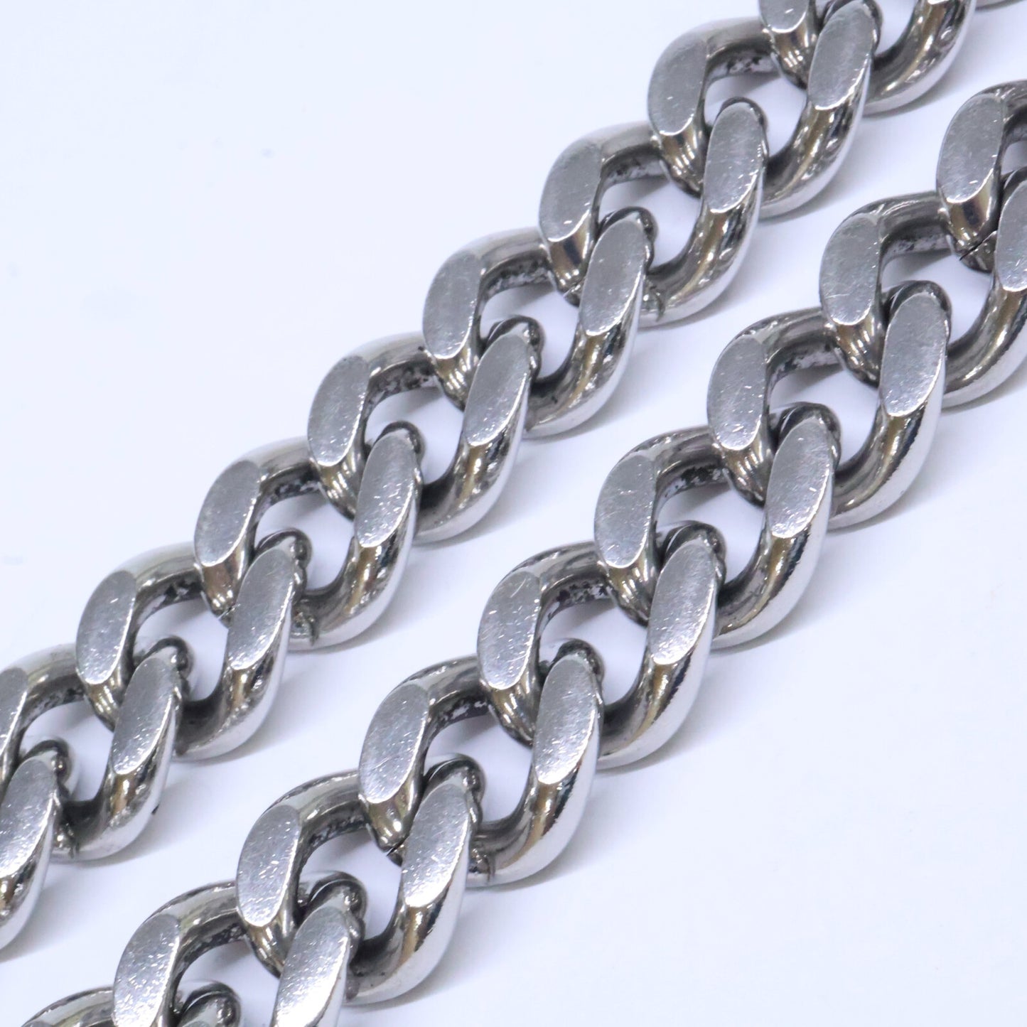 FENDI FF Logo Cuban Chain Necklace Silver/Gold Size ONE SIZE