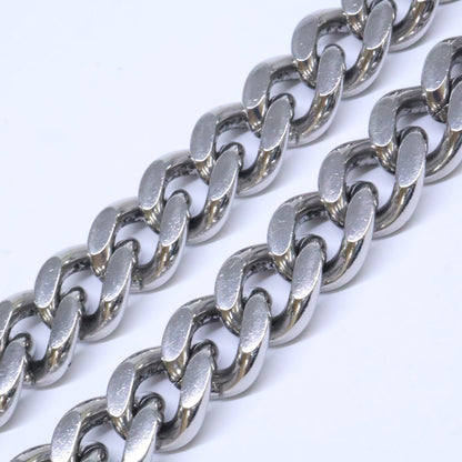 FENDI FF Logo Cuban Chain Necklace Silver/Gold Size ONE SIZE