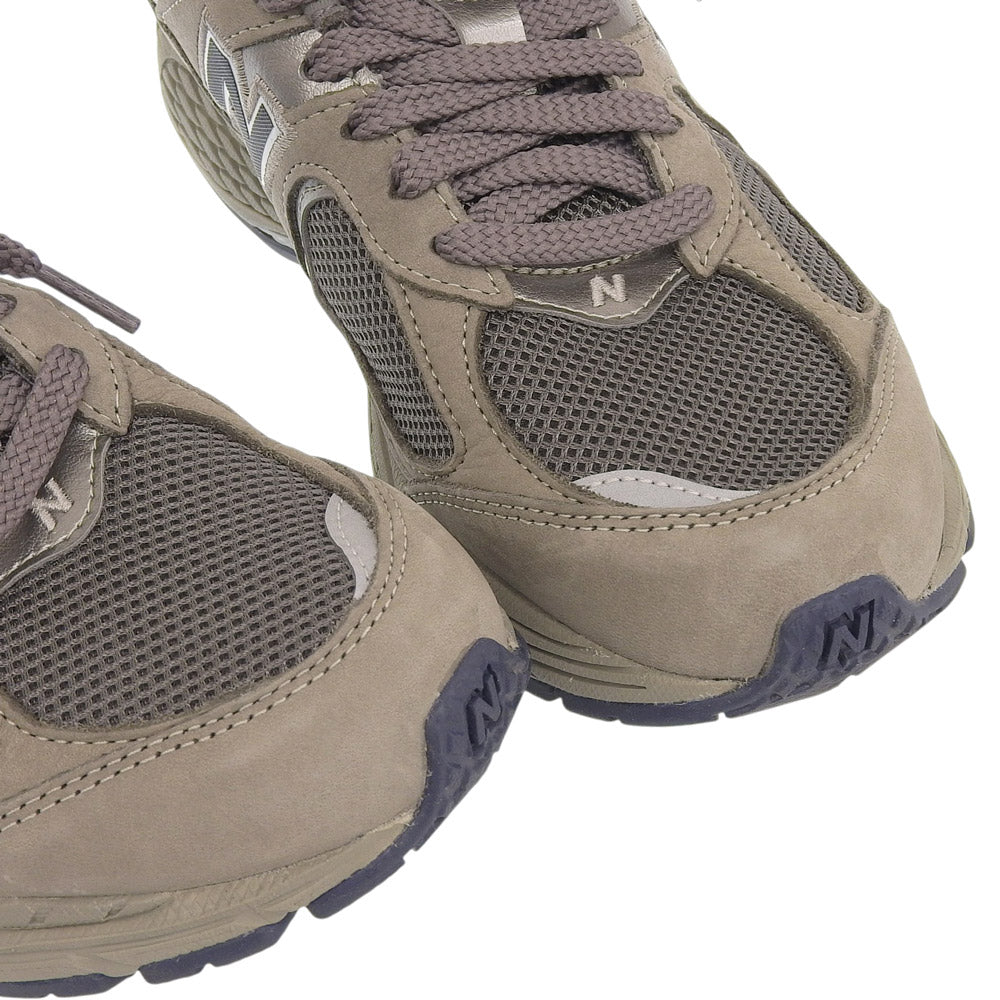 NEW BALANCE Nubuck & Mesh 2002R Sneakers Size 8(US)
