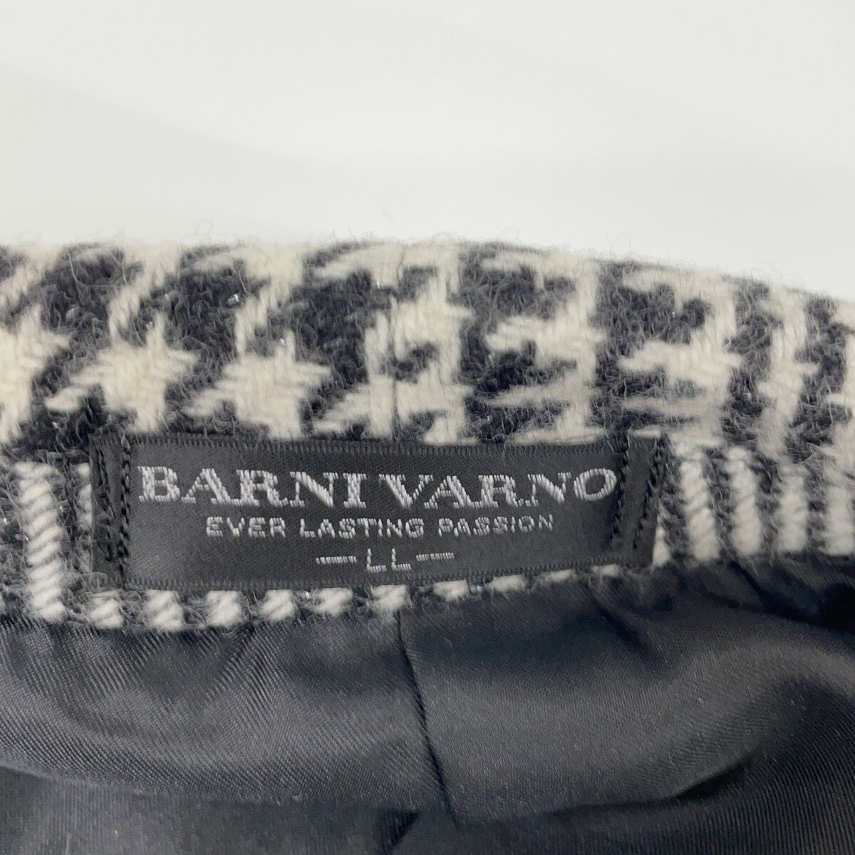BARNI VARNO Wool Angora Jacket Black/White Size LL
