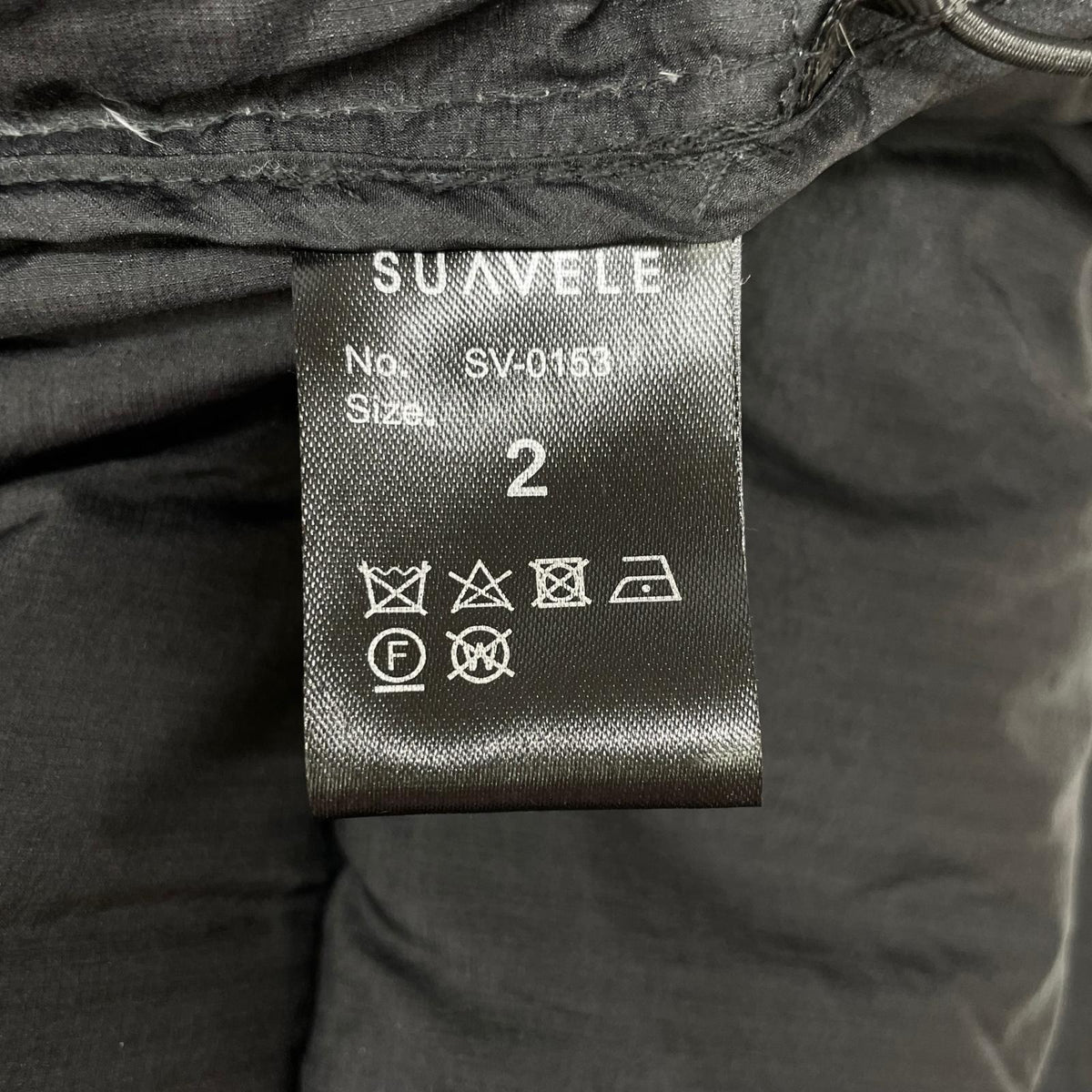 SUAVELE Black Zero-Gravity Nylon Down Jacket Size 2