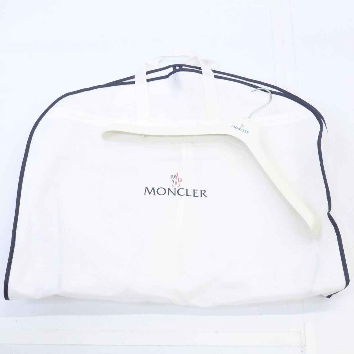 MONCLER MONTGENEVRE Wool Hooded Down Jacket Navy Blue Size 3
