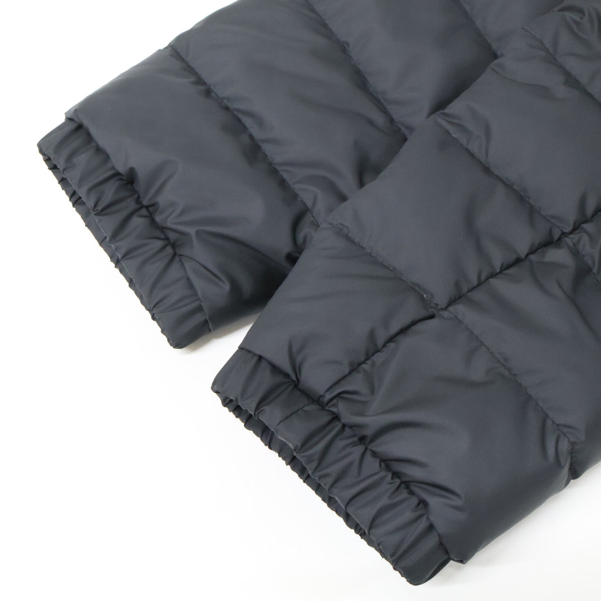 MONCLER VERMEILLE 25' Lightweight Down Jacket Black Size 2