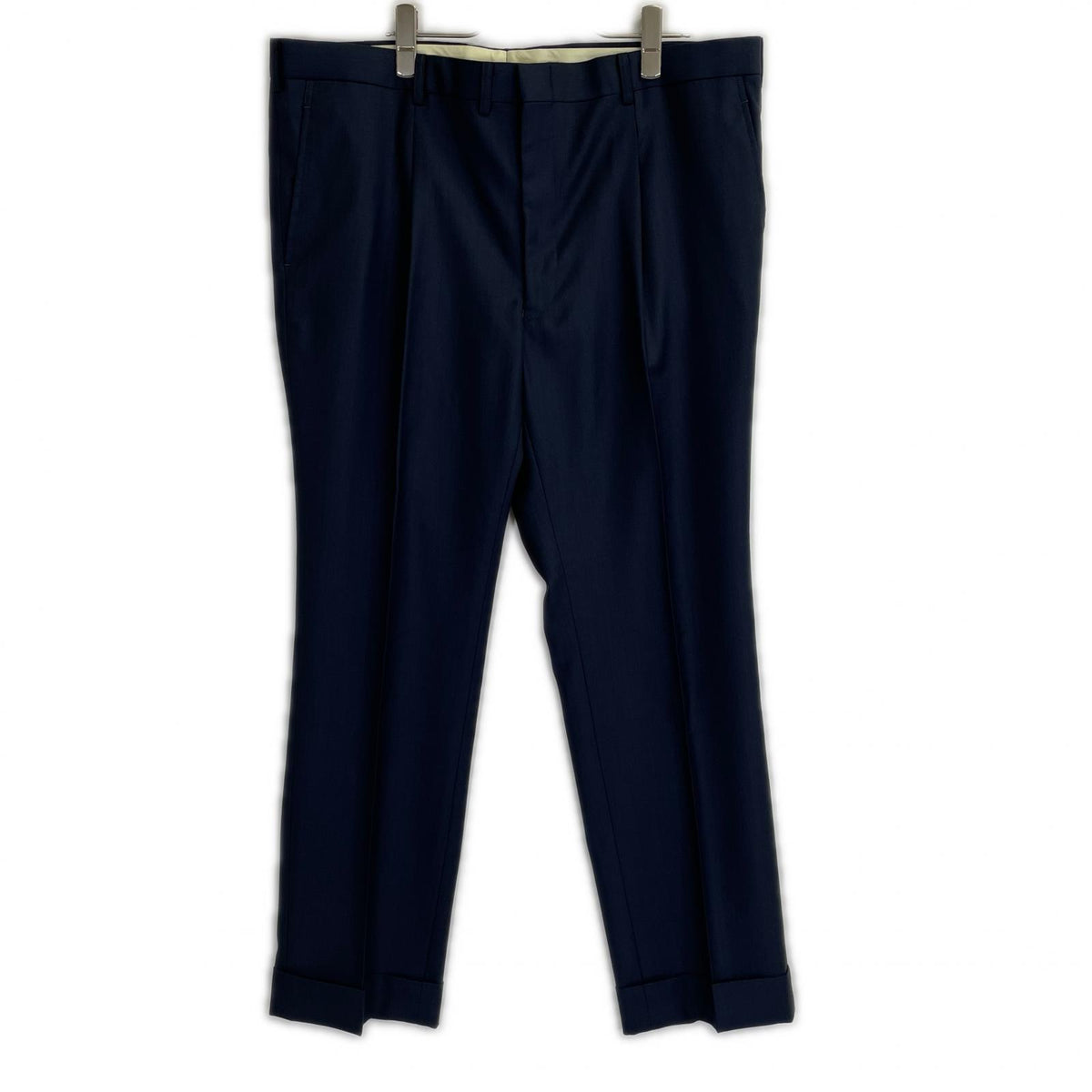 HOUSE STYLE OF ISETAN MITSUKOSHI Loro Suit