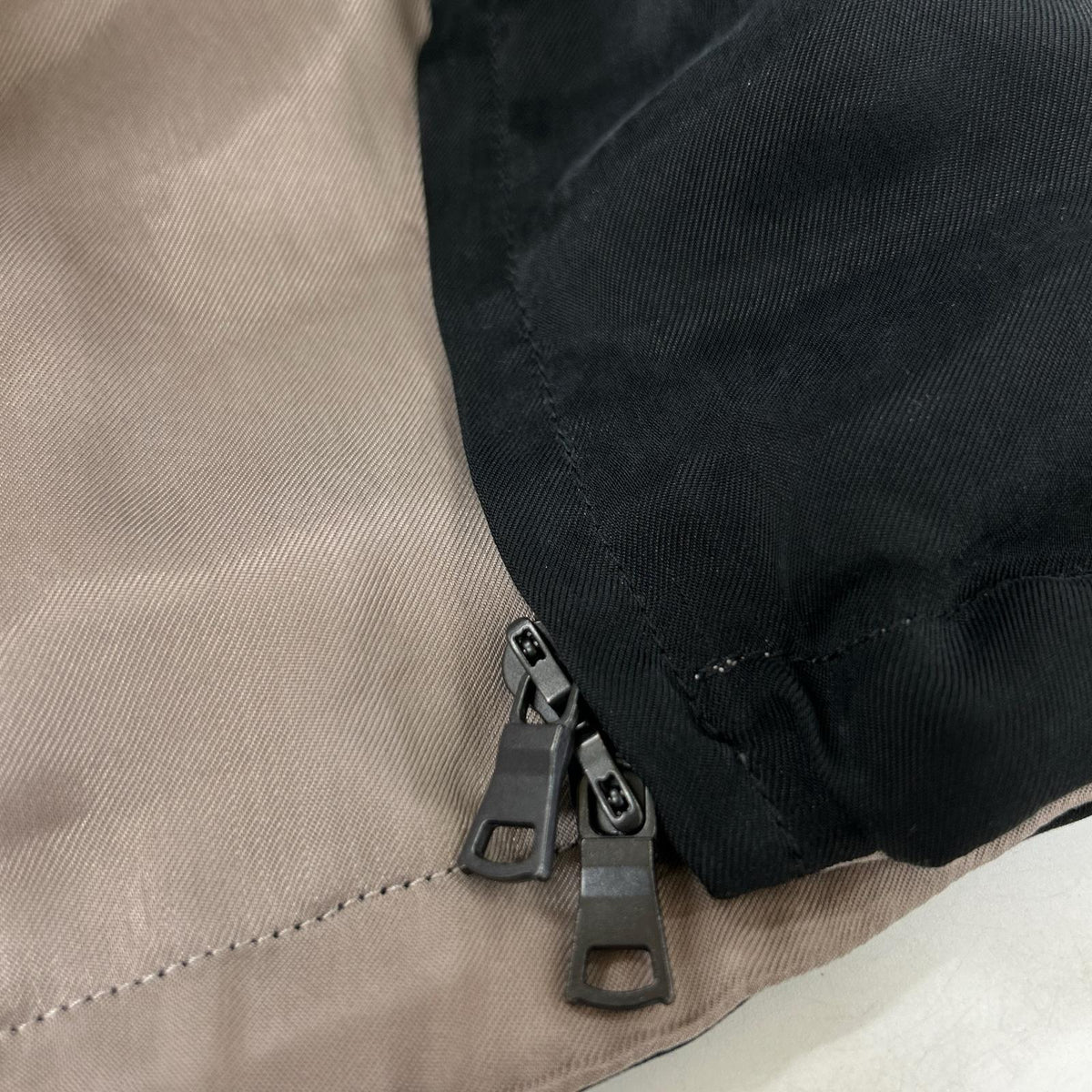 ANCELLM 26SS Cupro Reversible Jacket Black/Beige Size 2