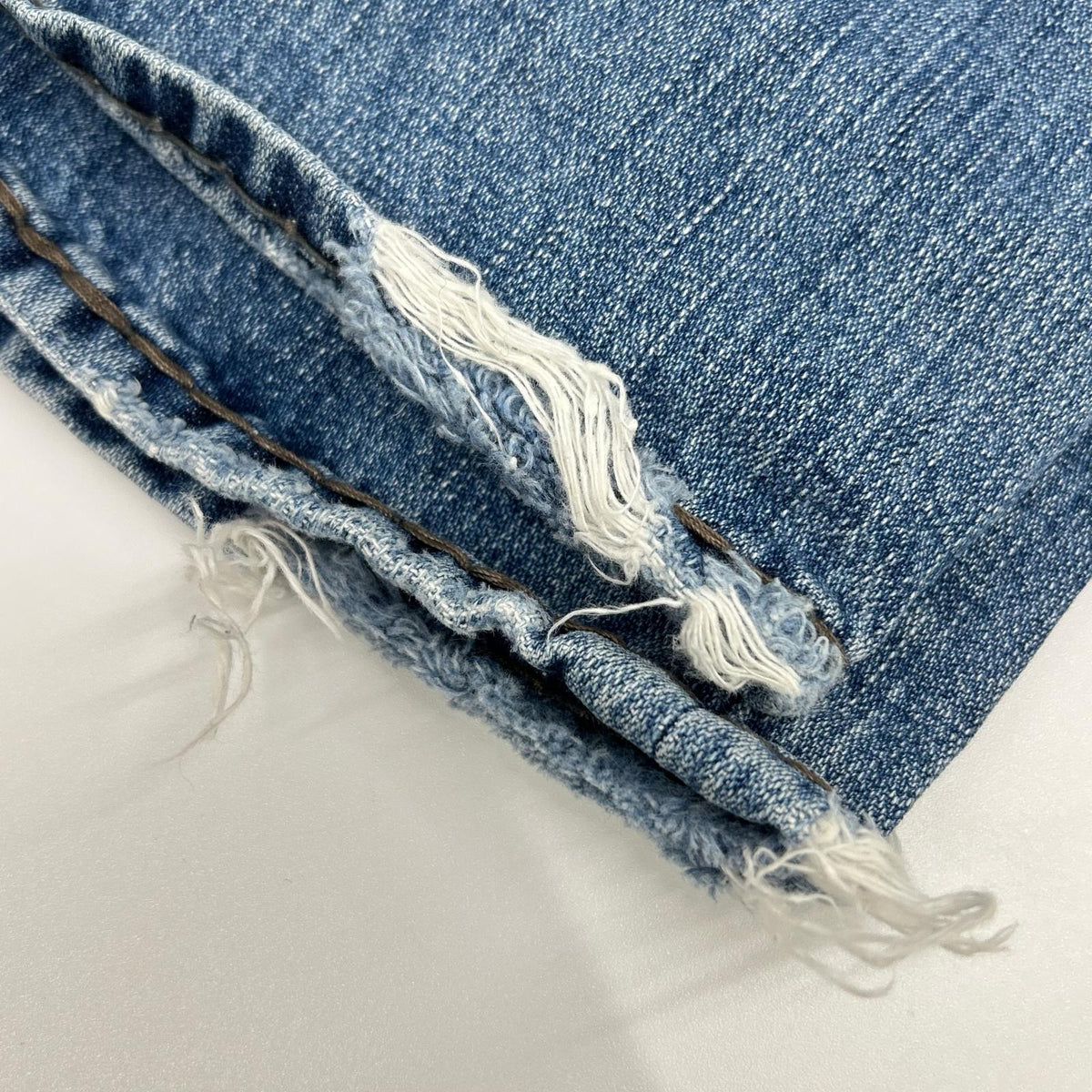 TRUE RELIGION BOBBY SUPER T USA Denim Jeans Blue Size 28