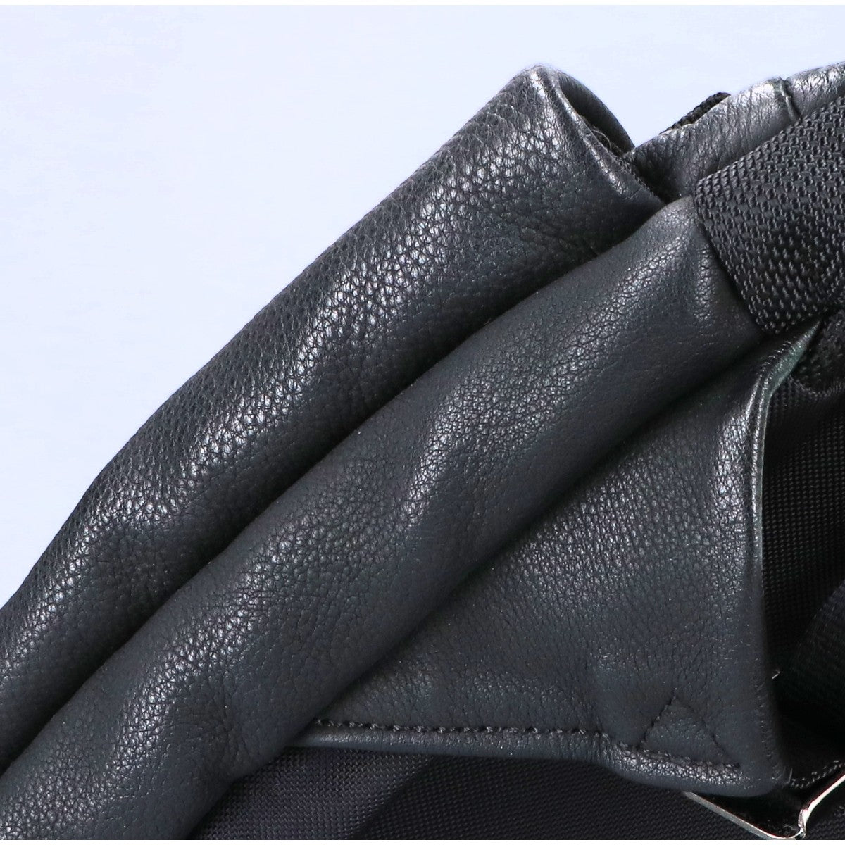 GL CIRCUS GINZASIX Master-Piece Leather Backpack Black