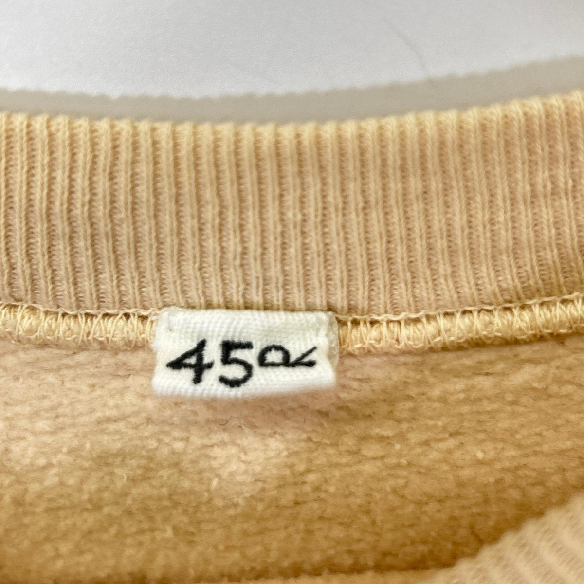45R Beige Wagon Print 908 Sweatshirt