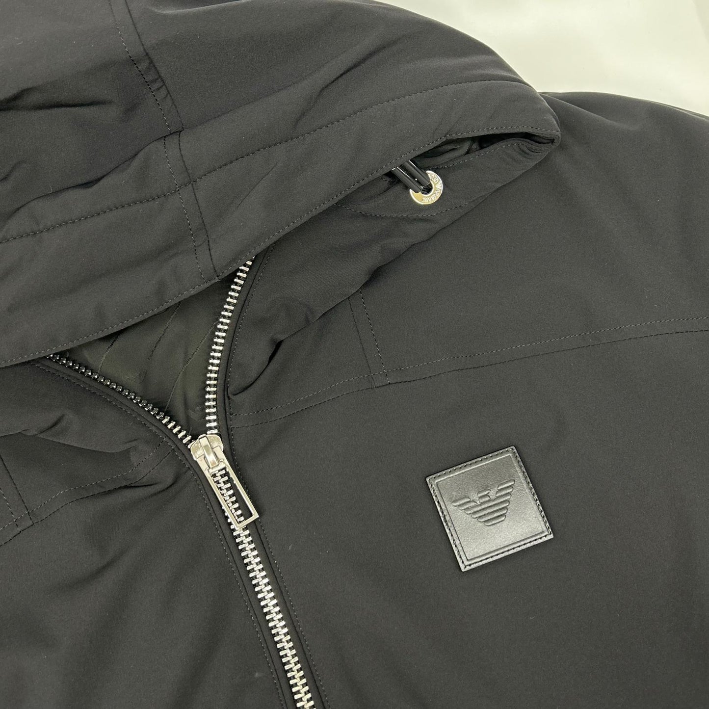 EMPORIOARMANI FW22 Black Logo Hoodie Puffer Jacket Size 48