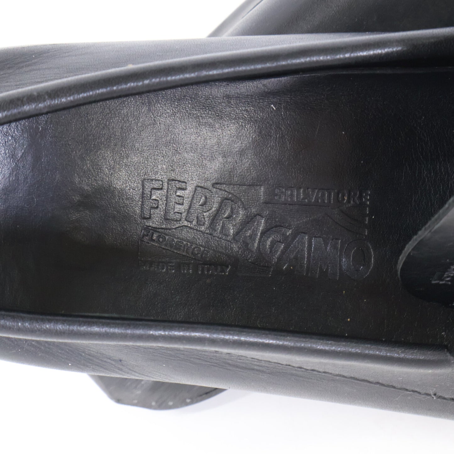 SalvatoreFerragamo Leather Driving Sneakers Black Size 10