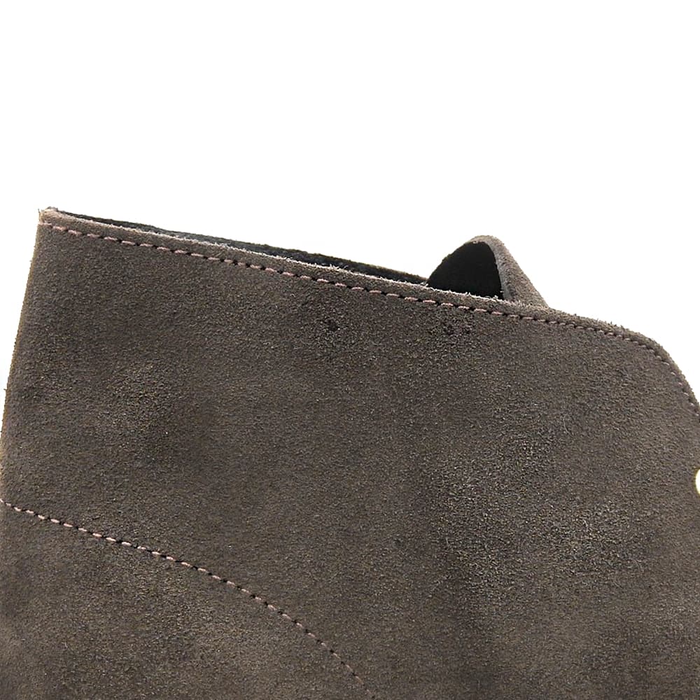 Clarks Suede Desert Chukka Boots Brown Size 7.5(UK)