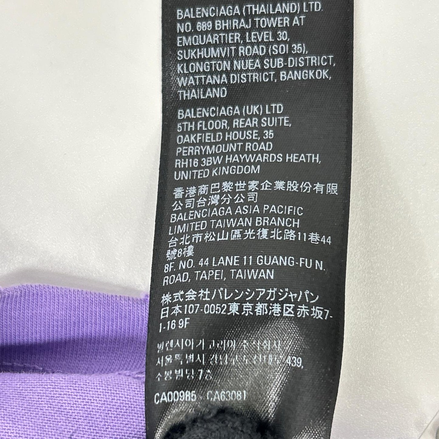 BALENCIAGA '21 Purple Distressed T-Shirt Size L