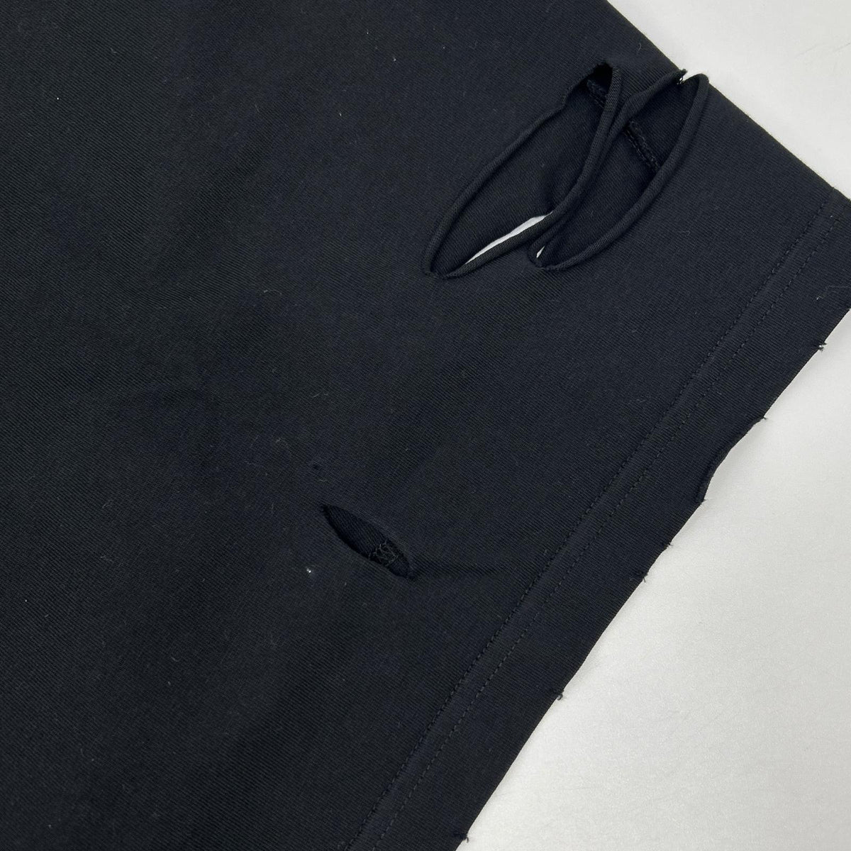 BALENCIAGA 21 Distressed T-Shirt Black Size XXS