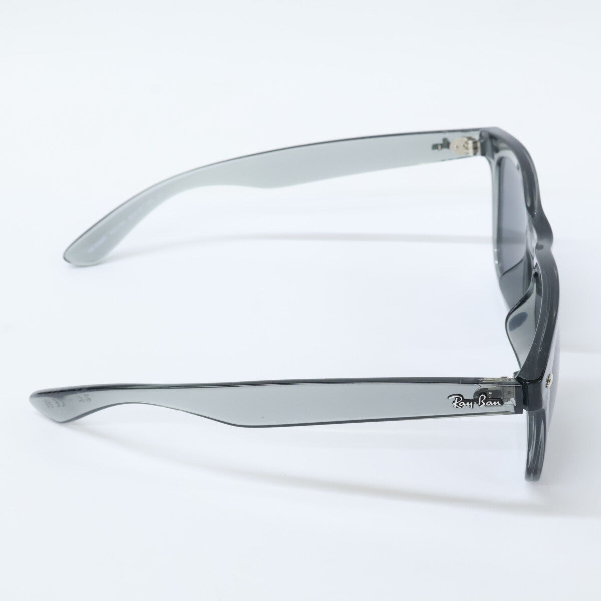 Ray-Ban RB4260D Grey Square Sunglasses Size 57X19 145
