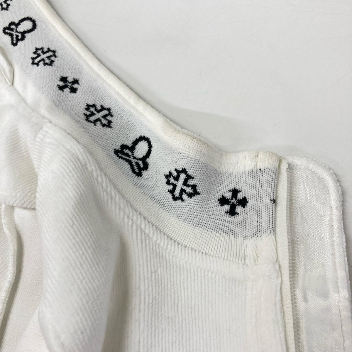 MARK&LONA '25 Svastika Track Jacket White Size 50
