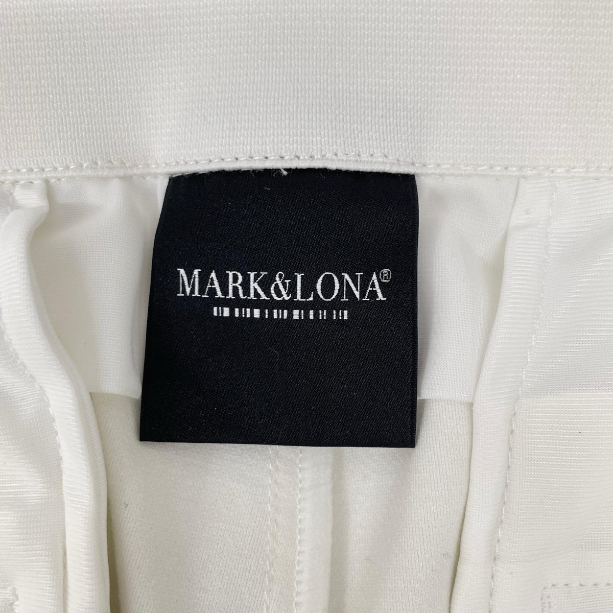 MARK&LONA 25SS White Nylon Golf Shorts Size 50