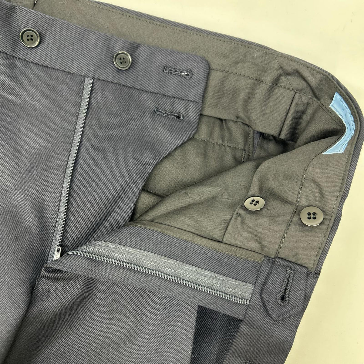 ESTNATION Navy Wool 3-Button Suit Size 48