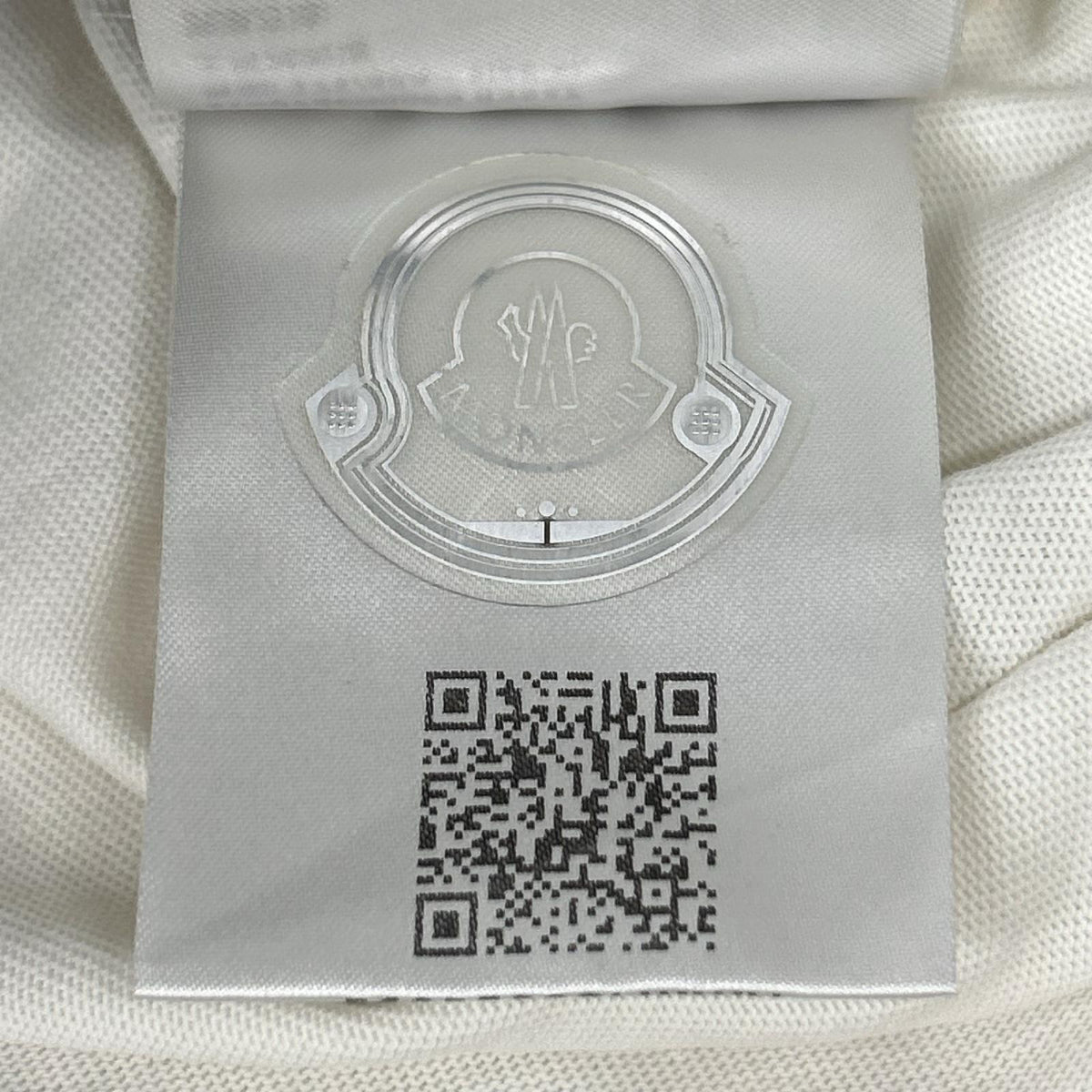 MONCLER 22 White Rubber Logo T-Shirt Size XL