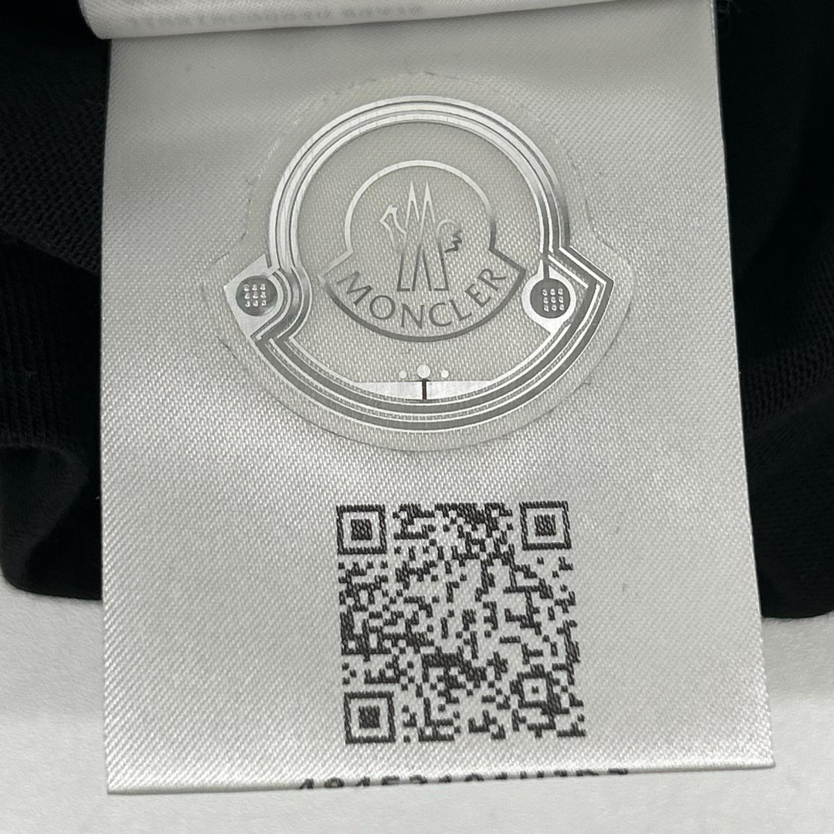 MONCLER 23 Black HAWAII Logo T-Shirt