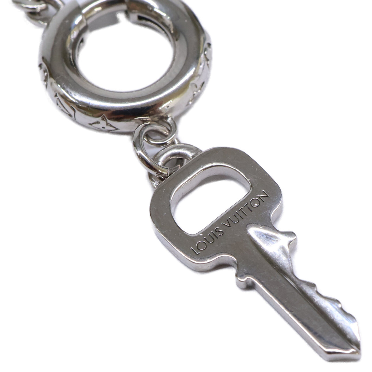 LOUIS VUITTON LV Tag Necklace Silver
