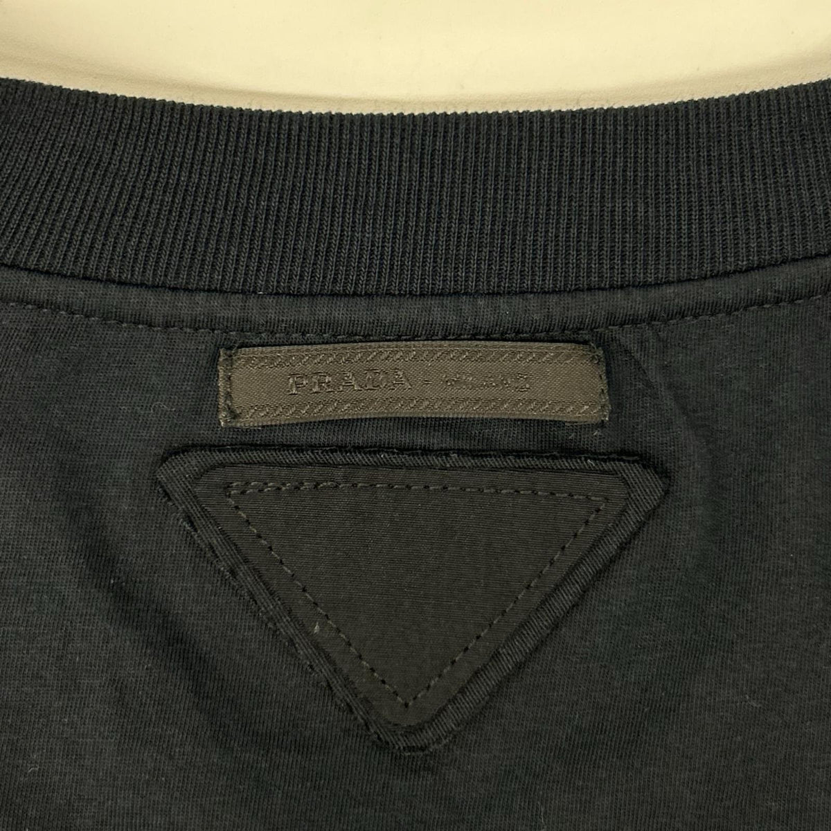 PRADA UJM493 Triangle Logo V-Neck T-Shirt Navy