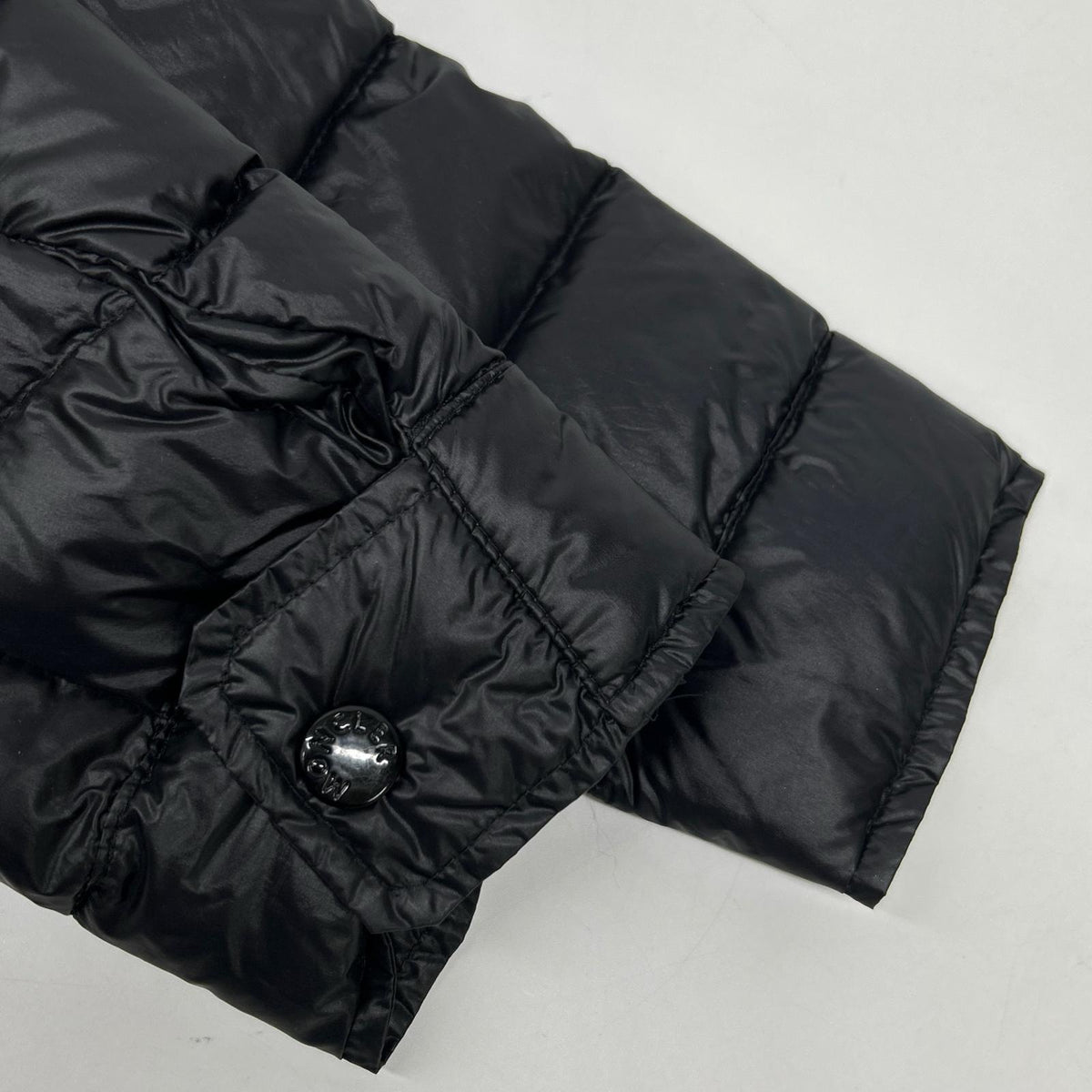 MONCLER DELON Down Jacket Black Size 00
