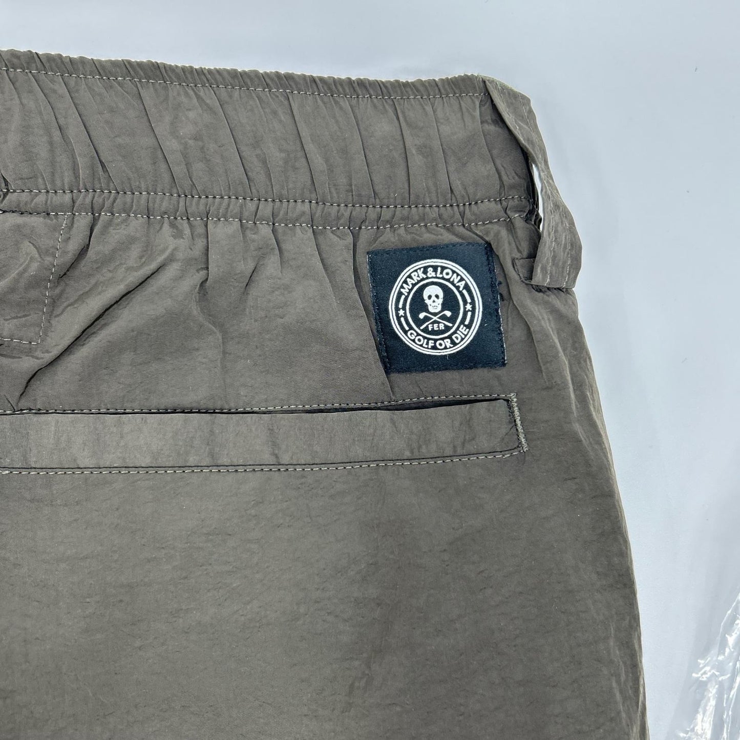 MARK&LONA Streamer Crinkle Nylon Jogger Brown Size 46