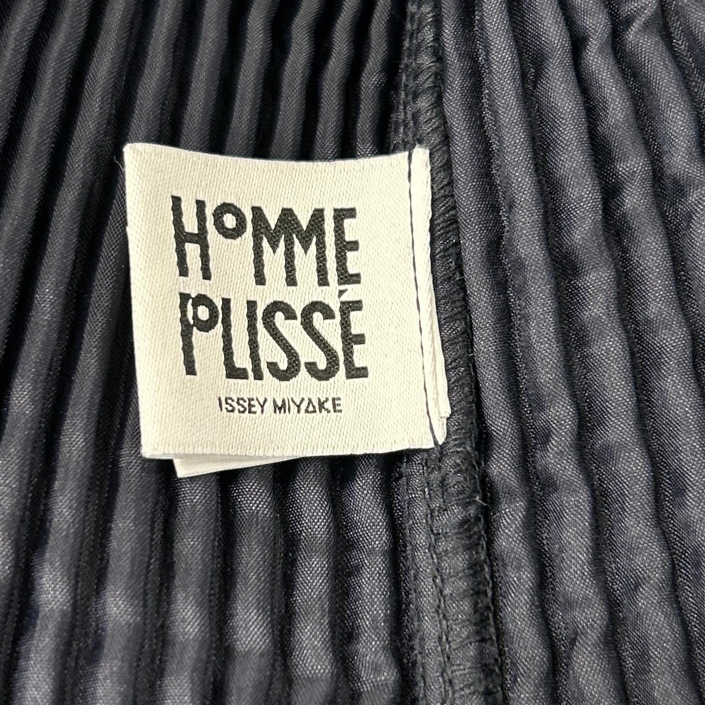 HOMME PLISSE ISSEY MIYAKE BASICS Pleated Dark Navy Jacket Size 2