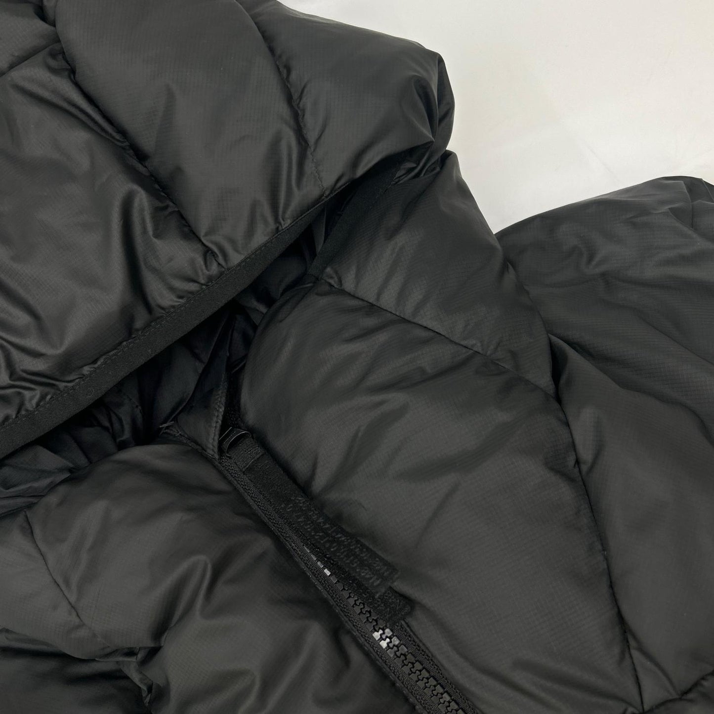 Lacoste BH2895 Black Backstitch Down Vest Size 48