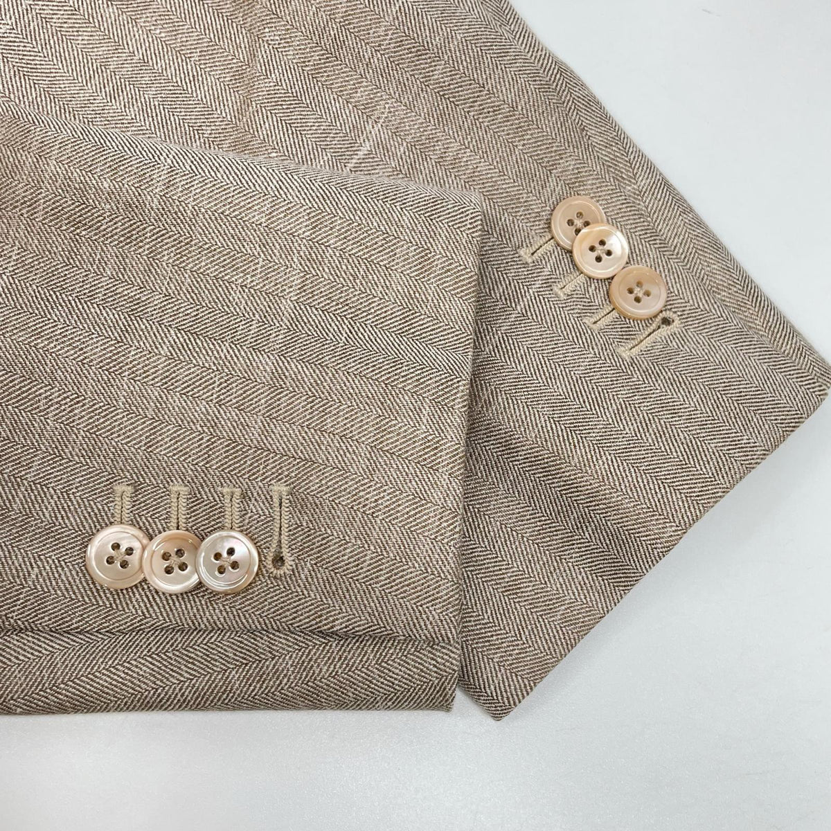 ISAIA Beige Wool Silk Linen Jacket Size 48