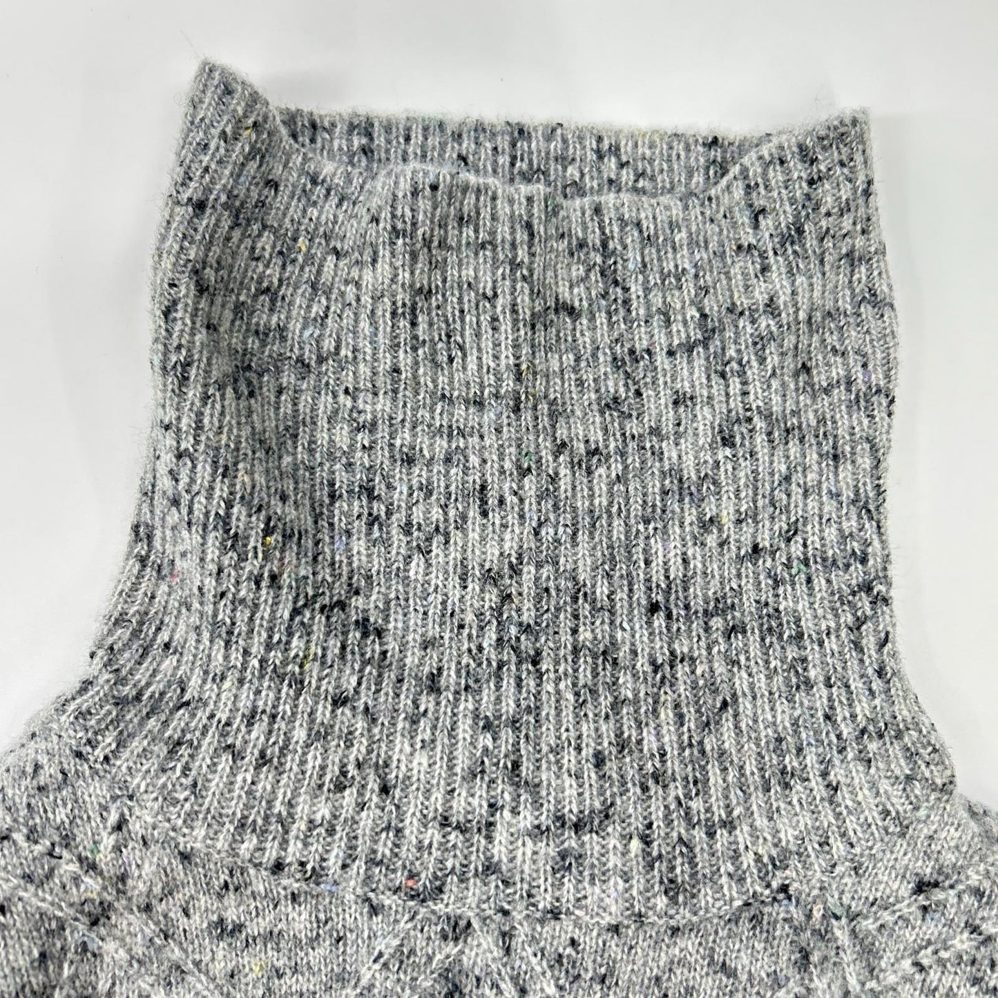 ISAIA Gray Mid-Gauge High-Neck Knit Sweater Size M